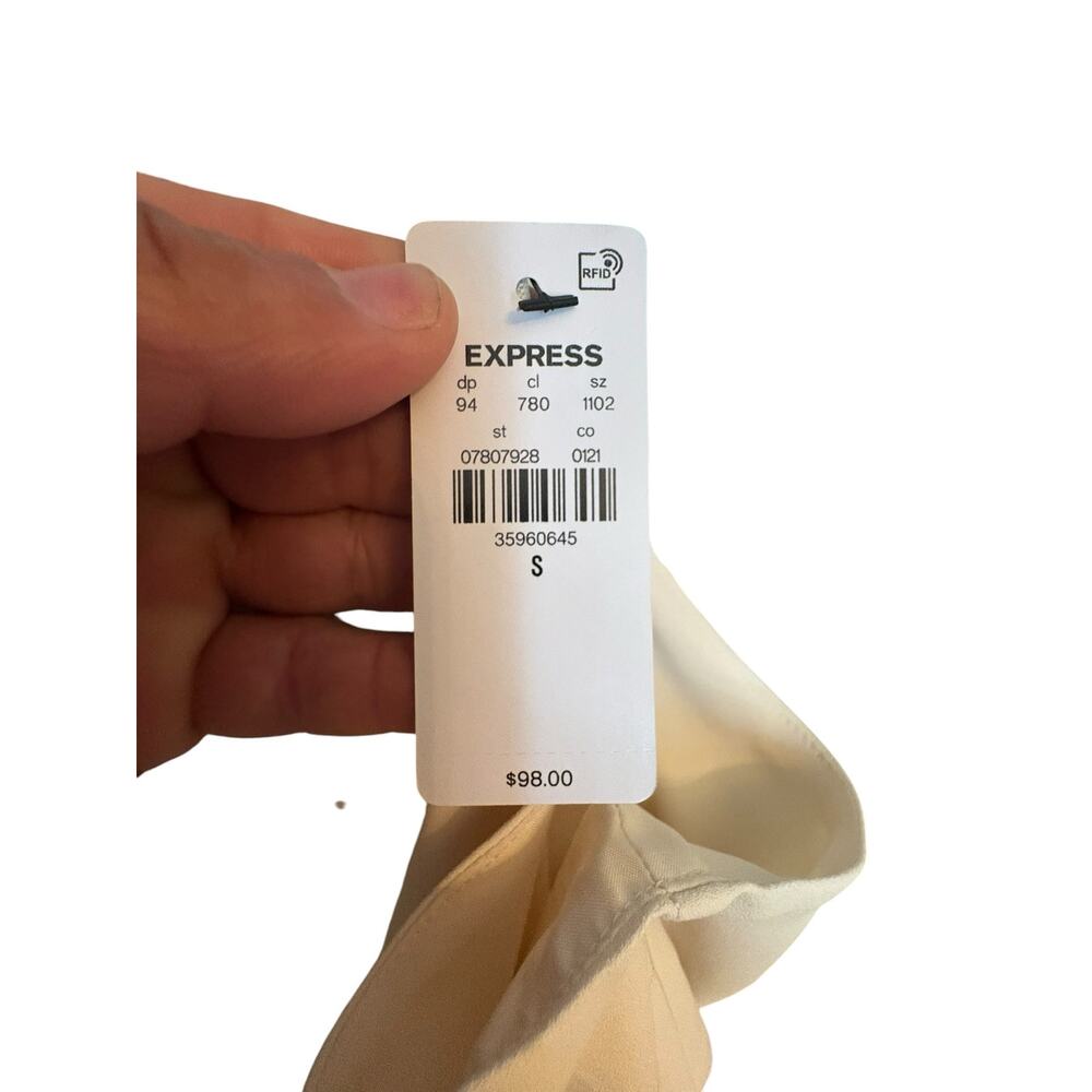Express Cream Scallood Front Halter Style Tiered Short Sleeveless Dress NWT sz S - Picture 8 of 10